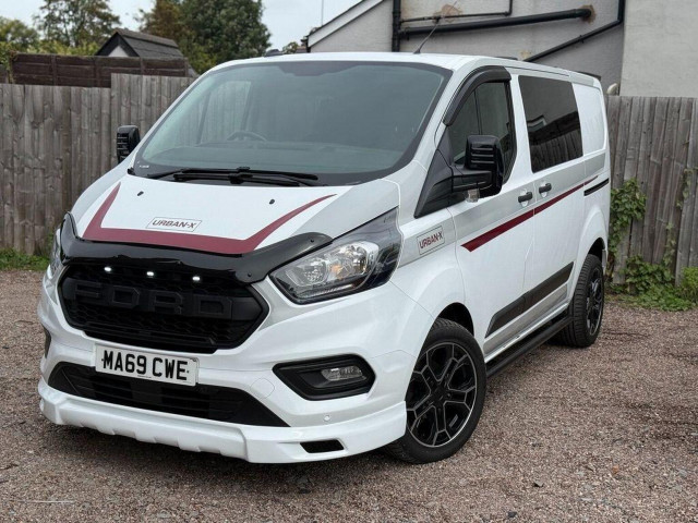 FORD TRANSIT CUSTOM 2.0 tdci, crewcab, 7 seater