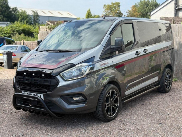 FORD TRANSIT CUSTOM 2.0 tdci, crewcab, 7 seater