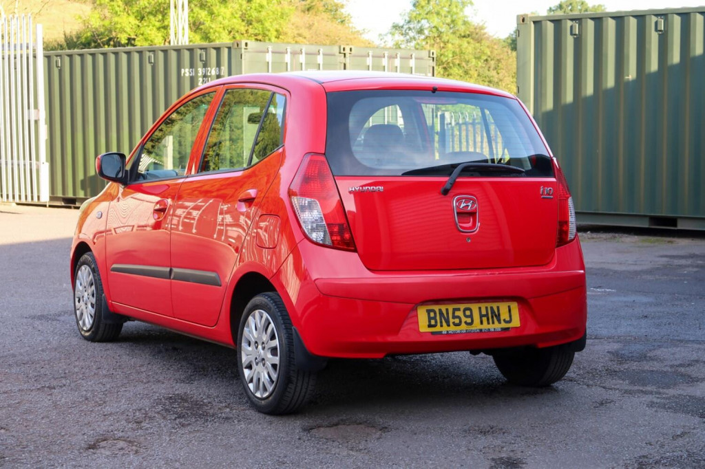 HYUNDAI I10