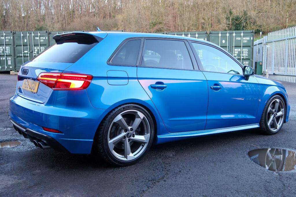 AUDI S3