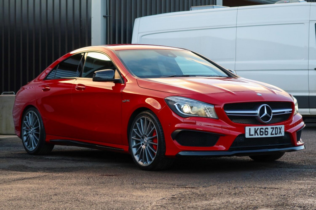 MERCEDES-BENZ CLA