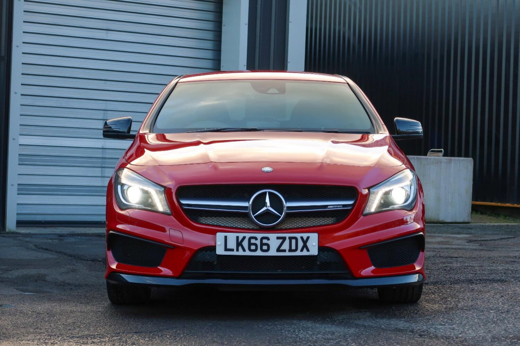 MERCEDES-BENZ CLA