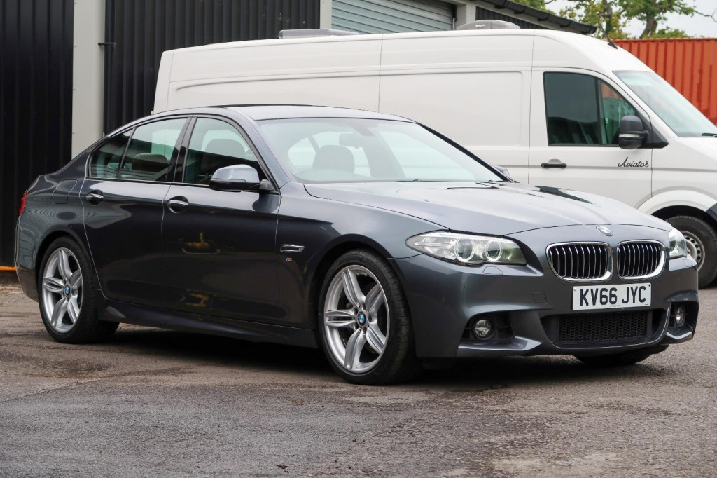 BMW 5 SERIES