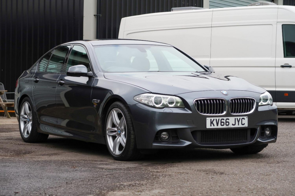 BMW 5 SERIES