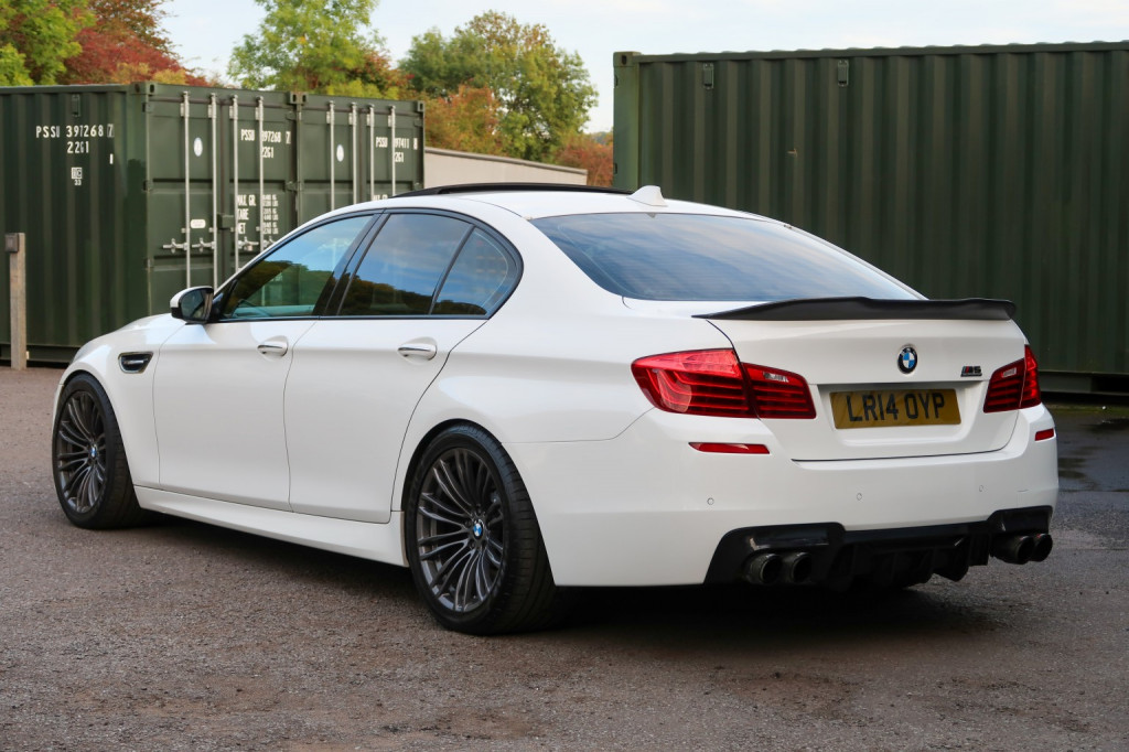 BMW M5