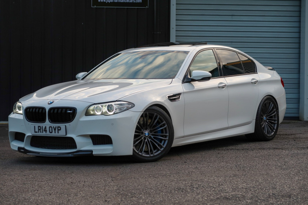 BMW M5