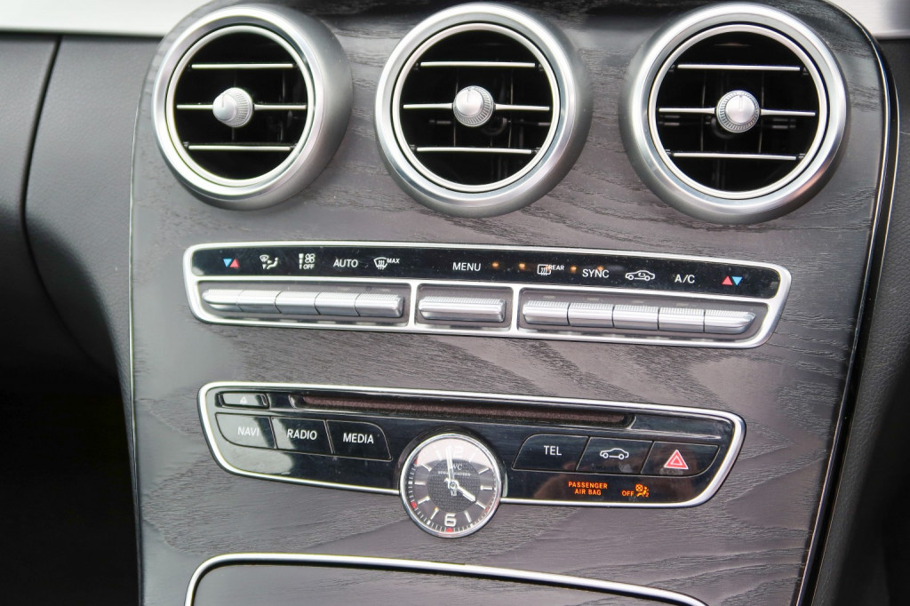 MERCEDES-BENZ C CLASS