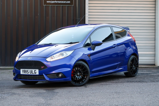 FORD FIESTA 1.6 T EcoBoost ST-2 (2015/15)