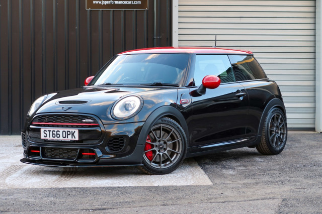 MINI HATCH 2.0 John Cooper Works 3-Door Hatch (2016/66)