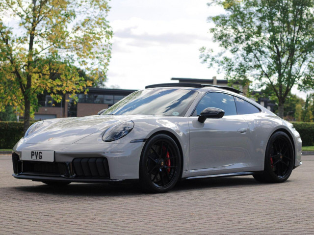 PORSCHE 911 3.6 T-Hybrid 992 Carrera 4 GTS PDK 4WD Euro 6 (s/s) 2dr (2025/25)
