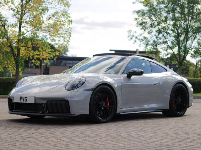 PORSCHE 911 3.6 T-Hybrid 992 Carrera 4 GTS PDK 4WD Euro 6 (s/s) 2dr (2025/25)