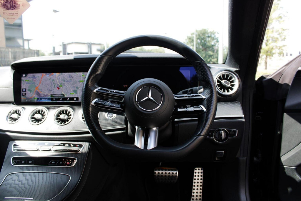 MERCEDES-BENZ E CLASS