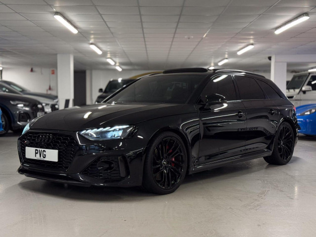 AUDI RS4 AVANT 2.9 TFSI V6 Carbon Black Tiptronic quattro Euro 6 (s/s) 5dr (2020/20)