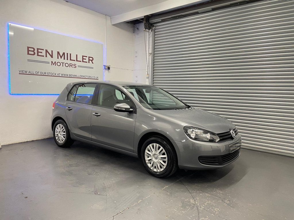View VOLKSWAGEN GOLF 1.2 TSI S
