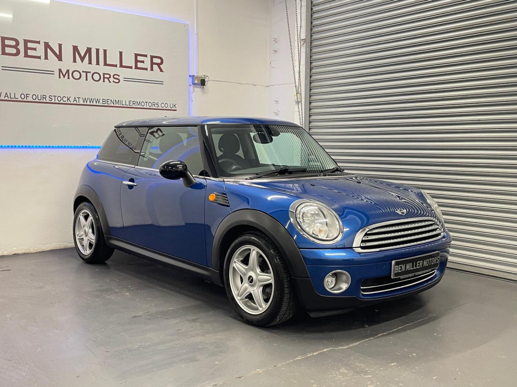 View MINI HATCH 1.6 Cooper Hatch