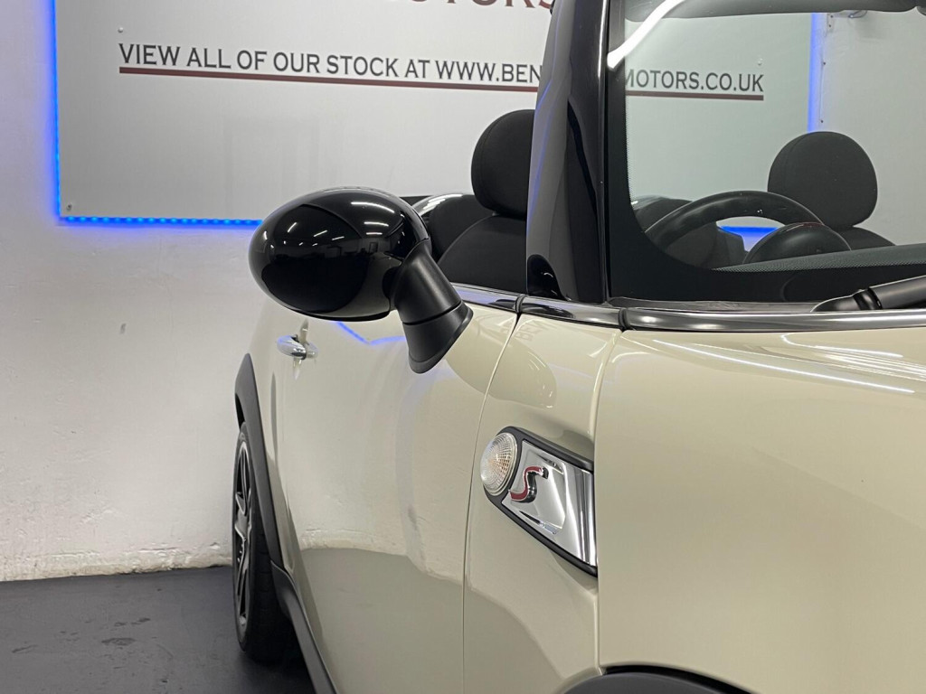 View MINI CONVERTIBLE 1.6 Cooper S