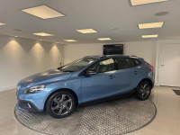 VOLVO V40 CROSS COUNTRY