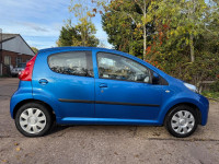 PEUGEOT 107