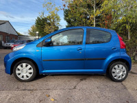 PEUGEOT 107