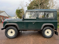 LAND ROVER DEFENDER 90