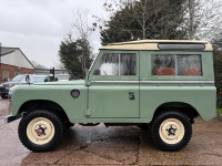 LAND ROVER SERIES III