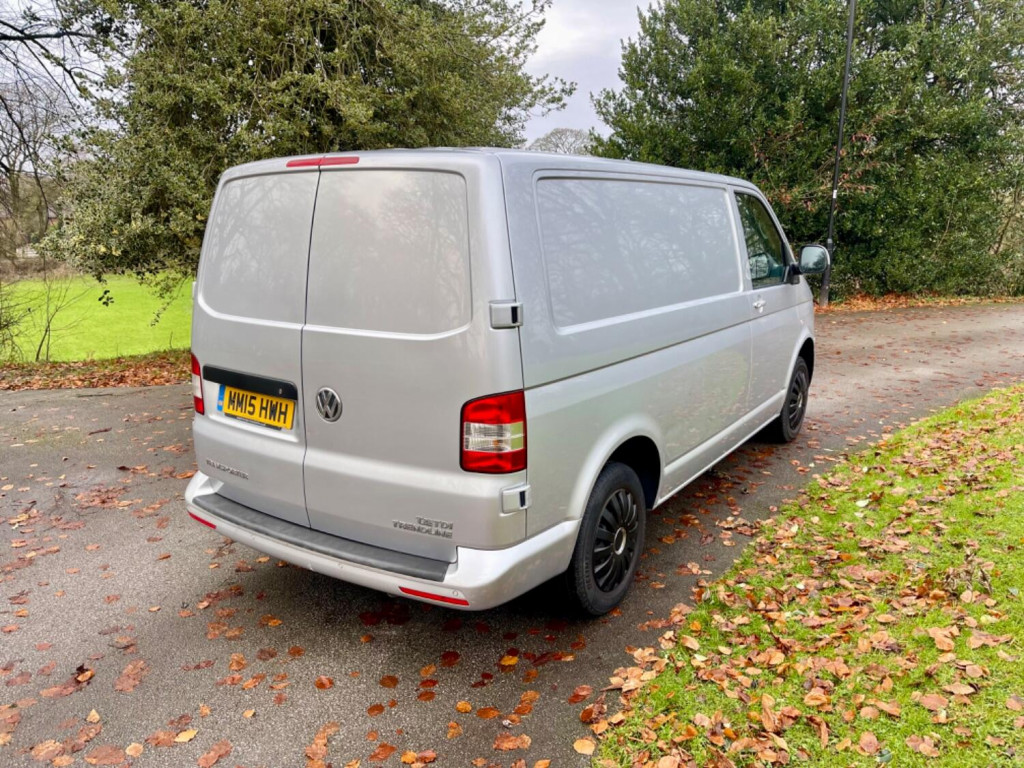VOLKSWAGEN TRANSPORTER