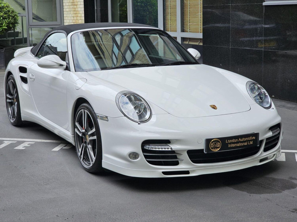 View PORSCHE 911 3.8 997 Turbo