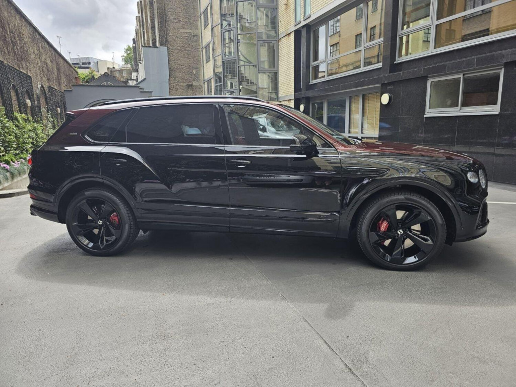 View BENTLEY BENTAYGA 4.0 V8 Azure EWB VATQ