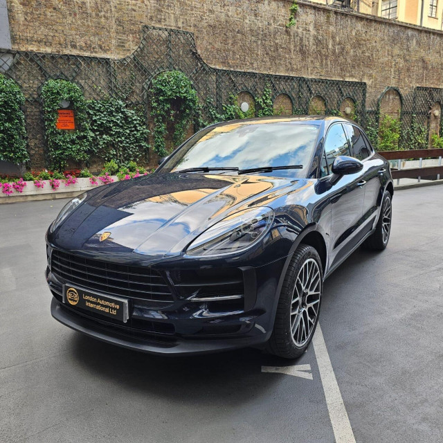 PORSCHE MACAN 2.0 T