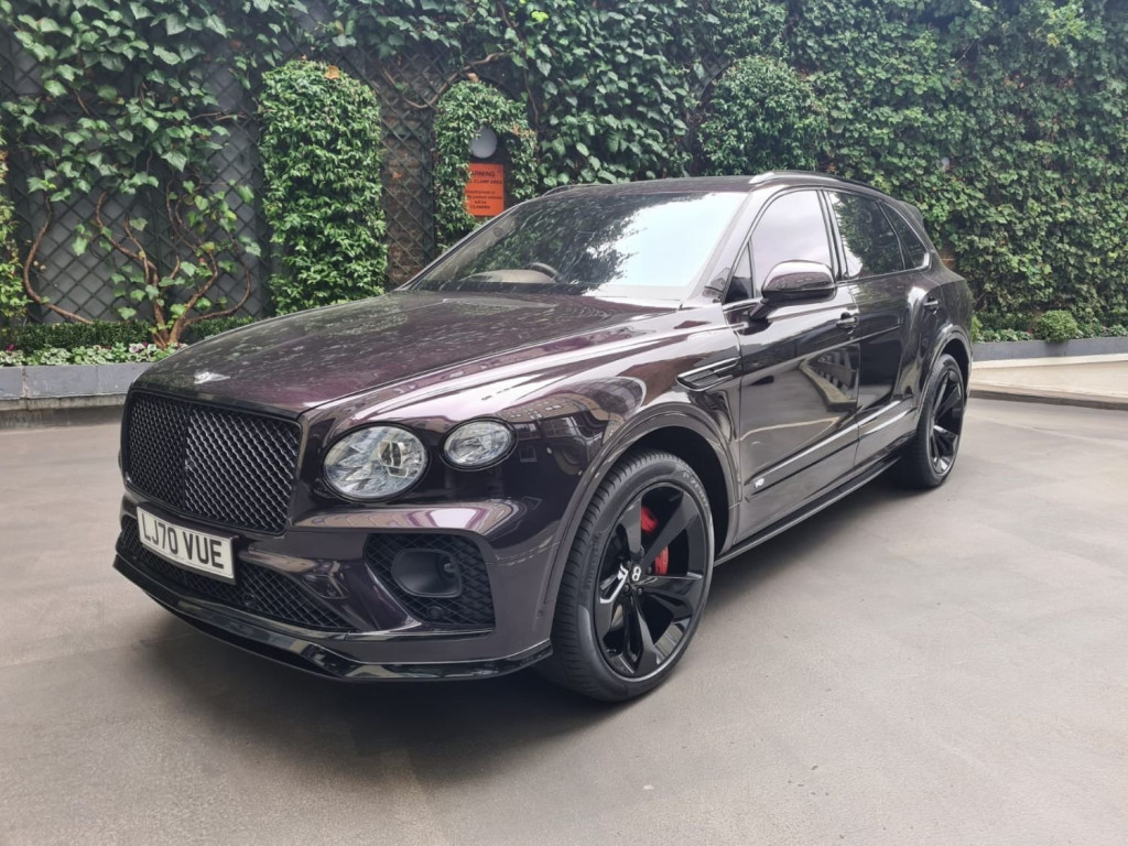 View BENTLEY BENTAYGA 4.0 V8 First Edition VATQ