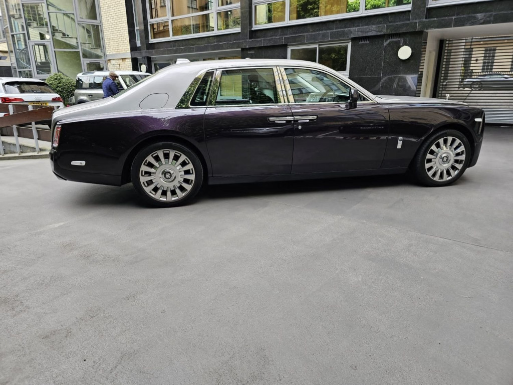 ROLLS-ROYCE PHANTOM