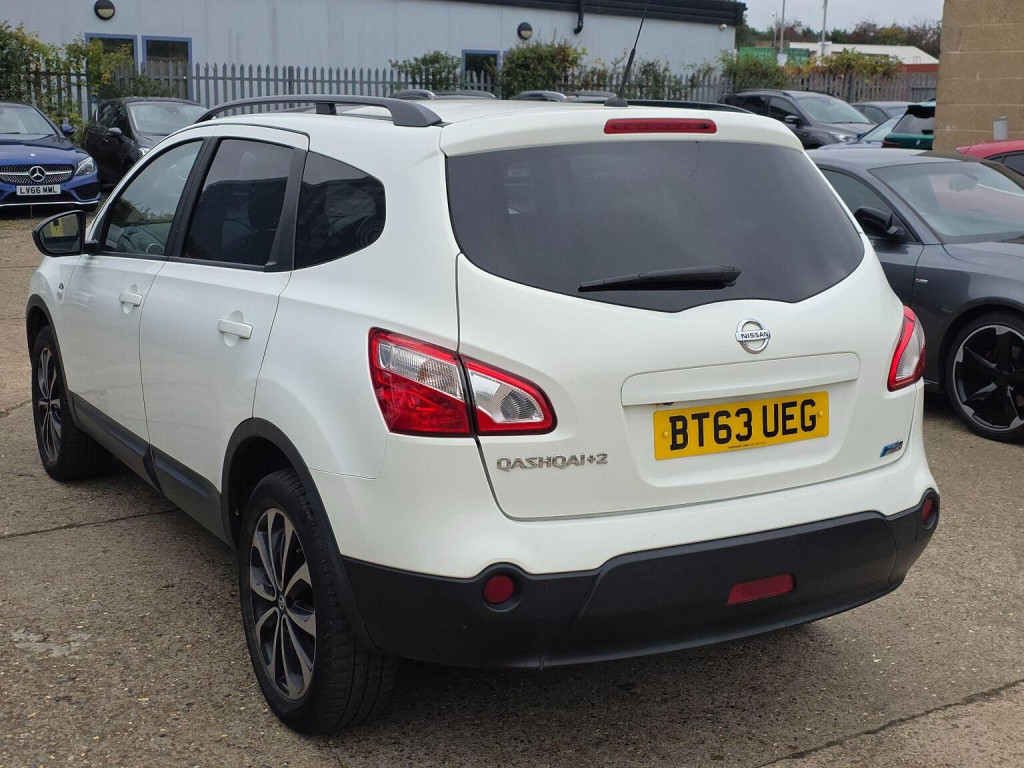 NISSAN QASHQAI+2