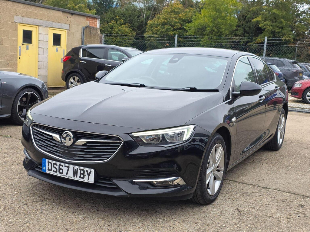 VAUXHALL INSIGNIA