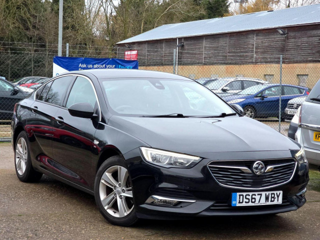 VAUXHALL INSIGNIA