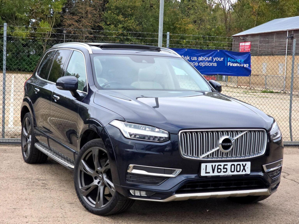 VOLVO XC90