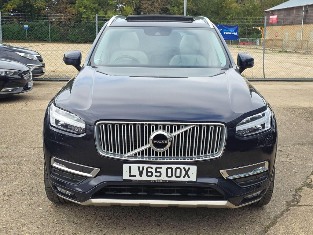 VOLVO XC90