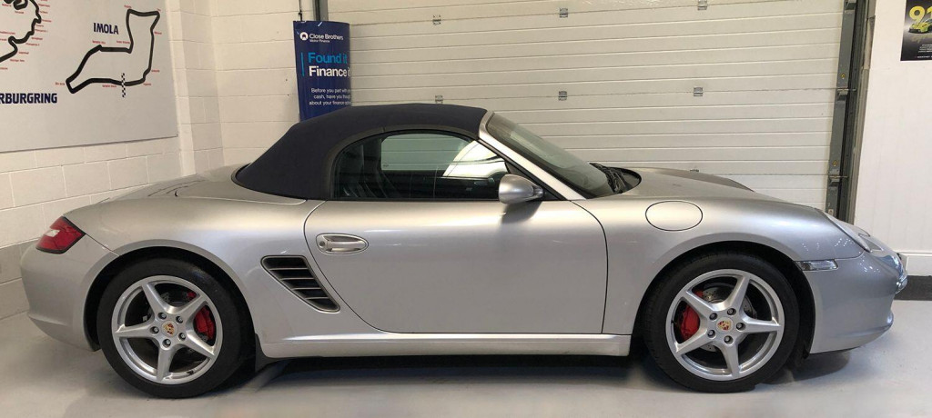 PORSCHE BOXSTER