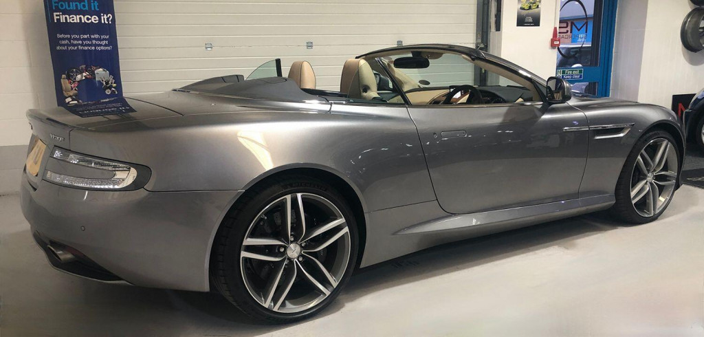 ASTON MARTIN VIRAGE