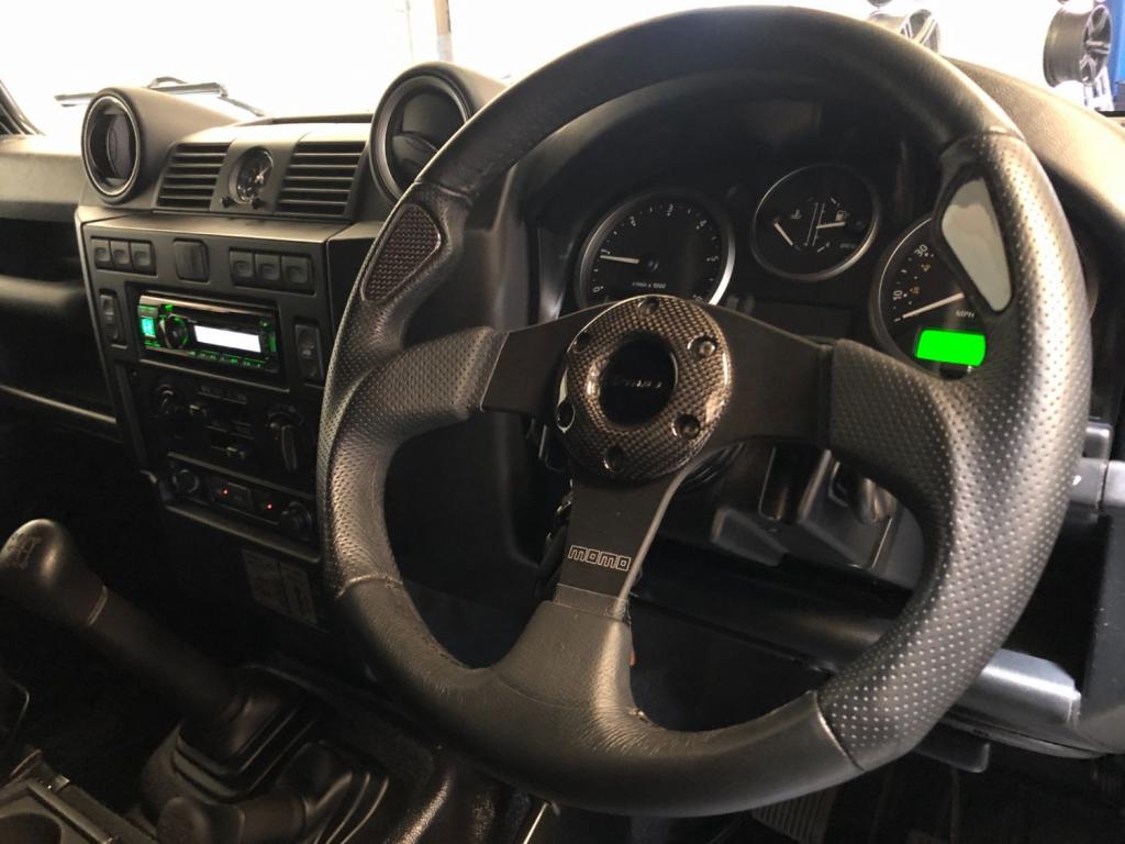 LAND ROVER DEFENDER 90