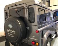 LAND ROVER DEFENDER 90