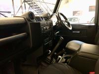 LAND ROVER DEFENDER 90
