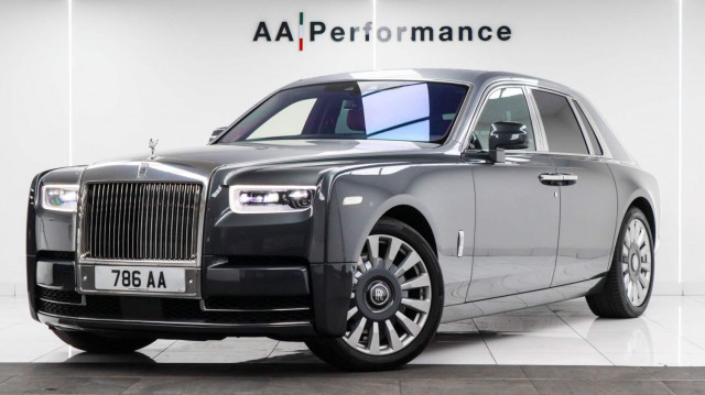 ROLLS-ROYCE PHANTOM