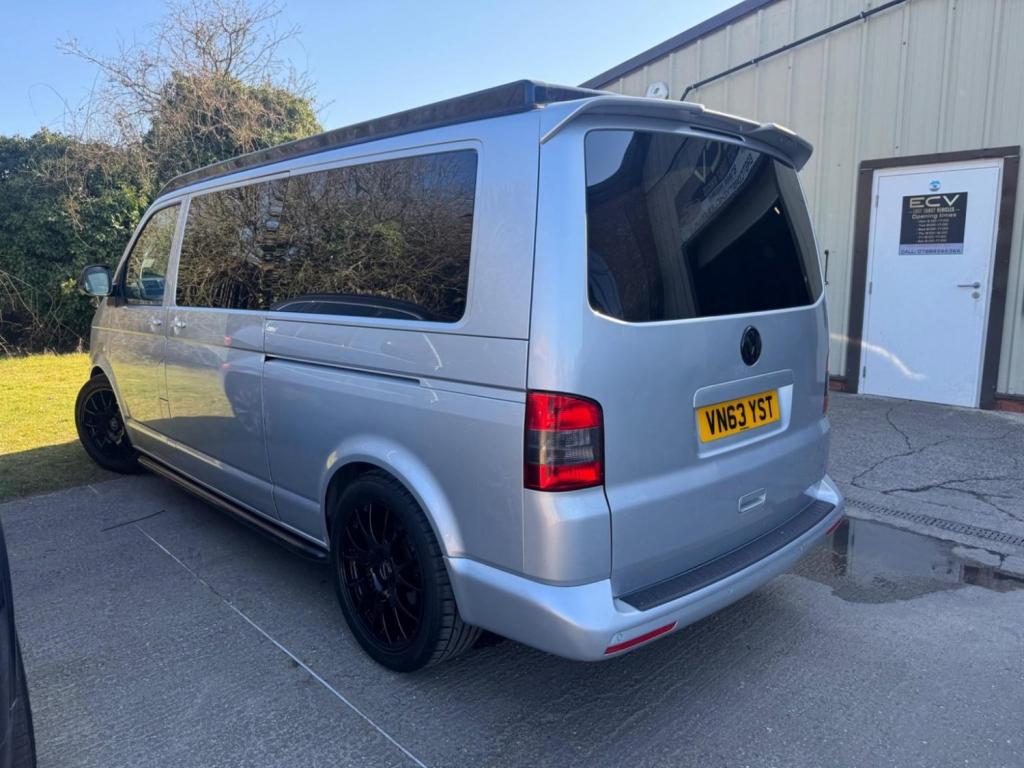 VOLKSWAGEN TRANSPORTER