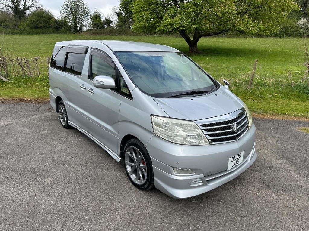 TOYOTA ALPHARD