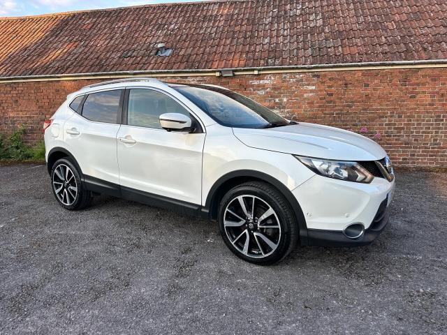 NISSAN QASHQAI 1.6 dCi Tekna