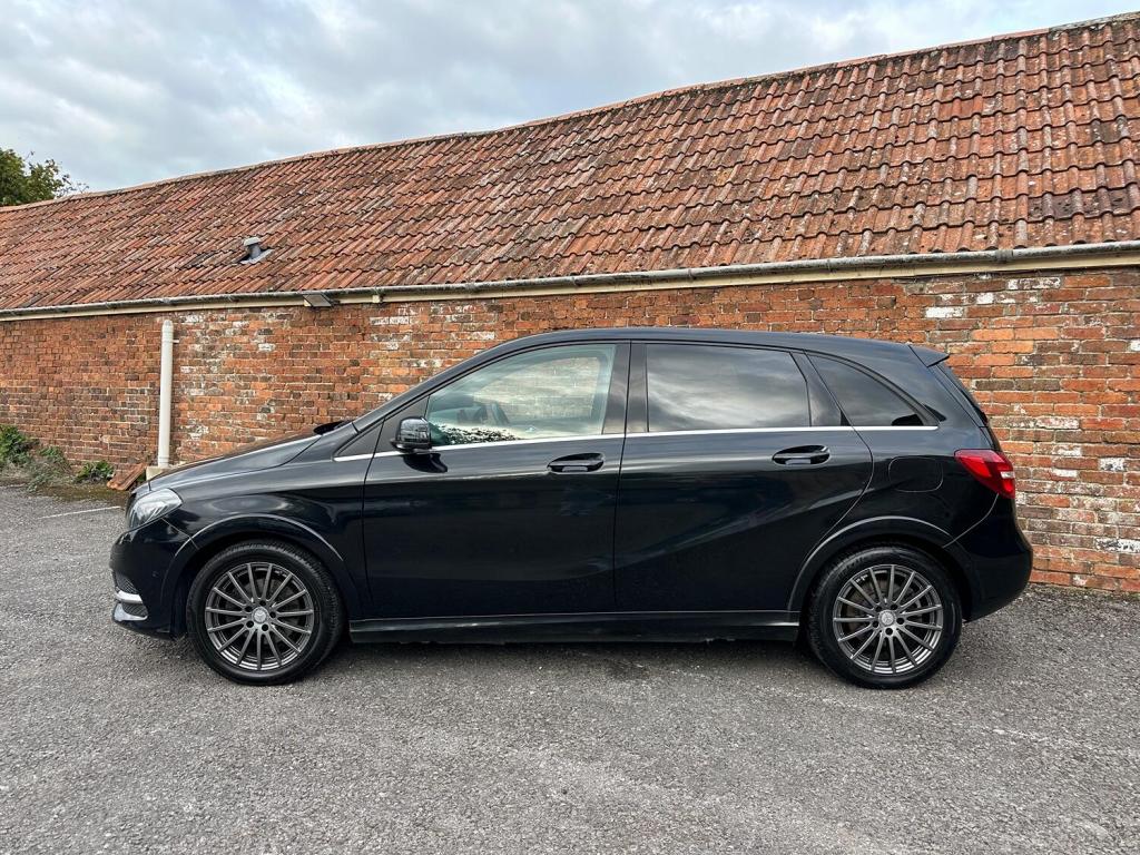 MERCEDES-BENZ B CLASS