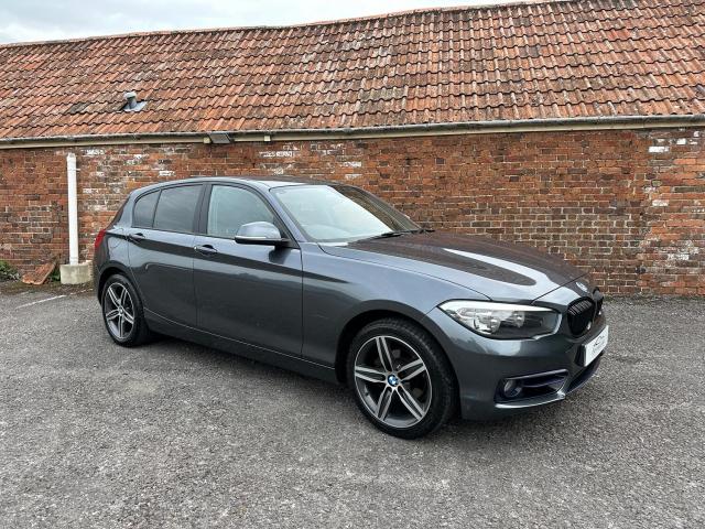 BMW 1 SERIES 1.5 118i Sport 5-Door