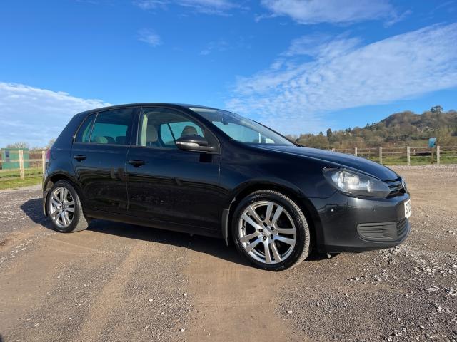 VOLKSWAGEN GOLF SE TDI DSG, HUGE SPEC, DYNAUDIO, SAT NAV, HEATED LEATHER...