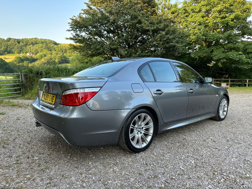 BMW 5 SERIES