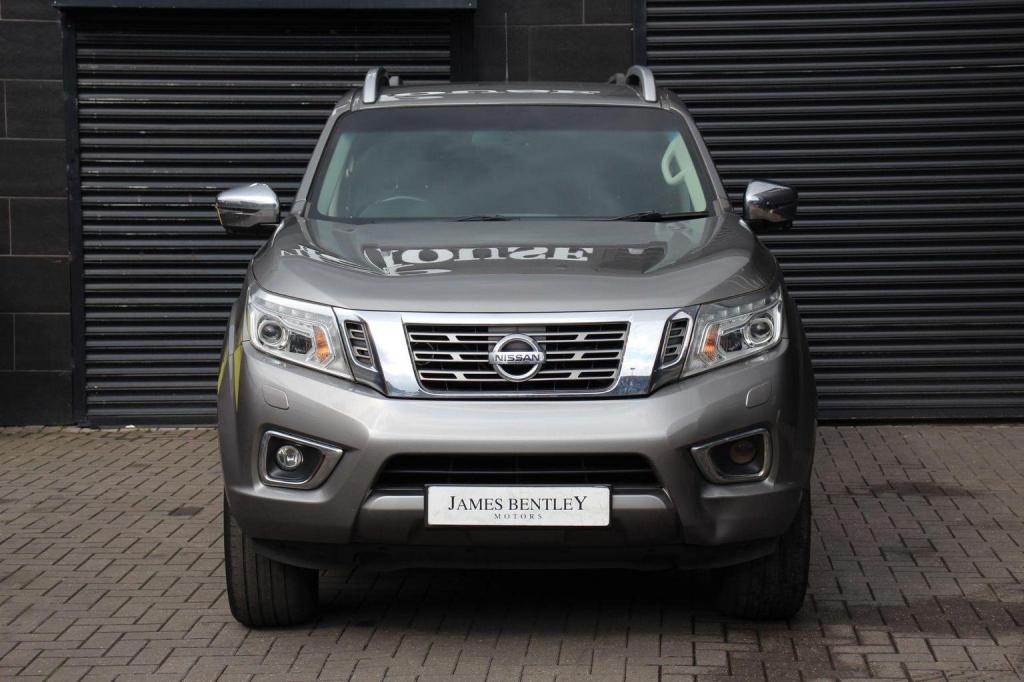 NISSAN NAVARA